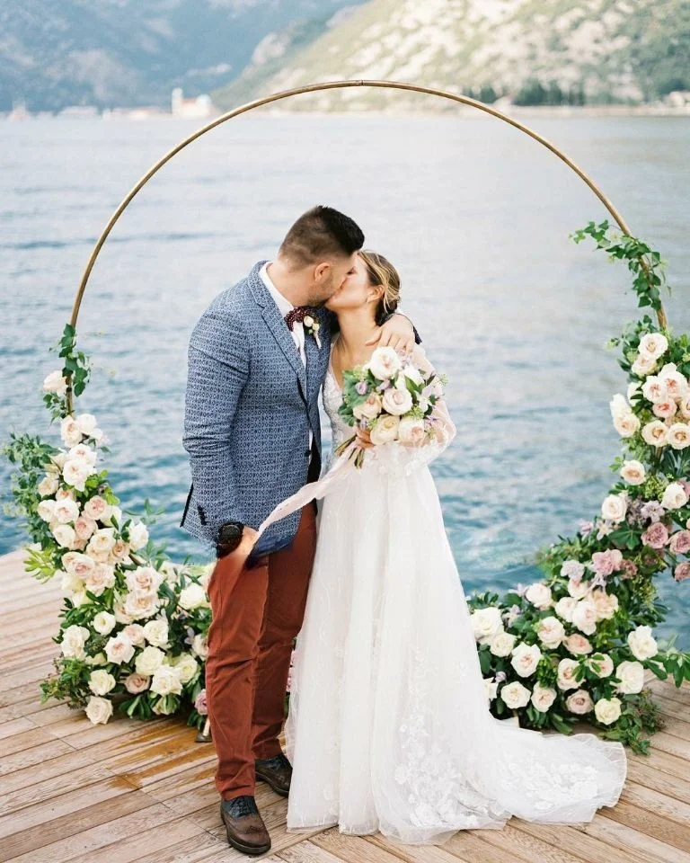 

Festive & Party Supplies