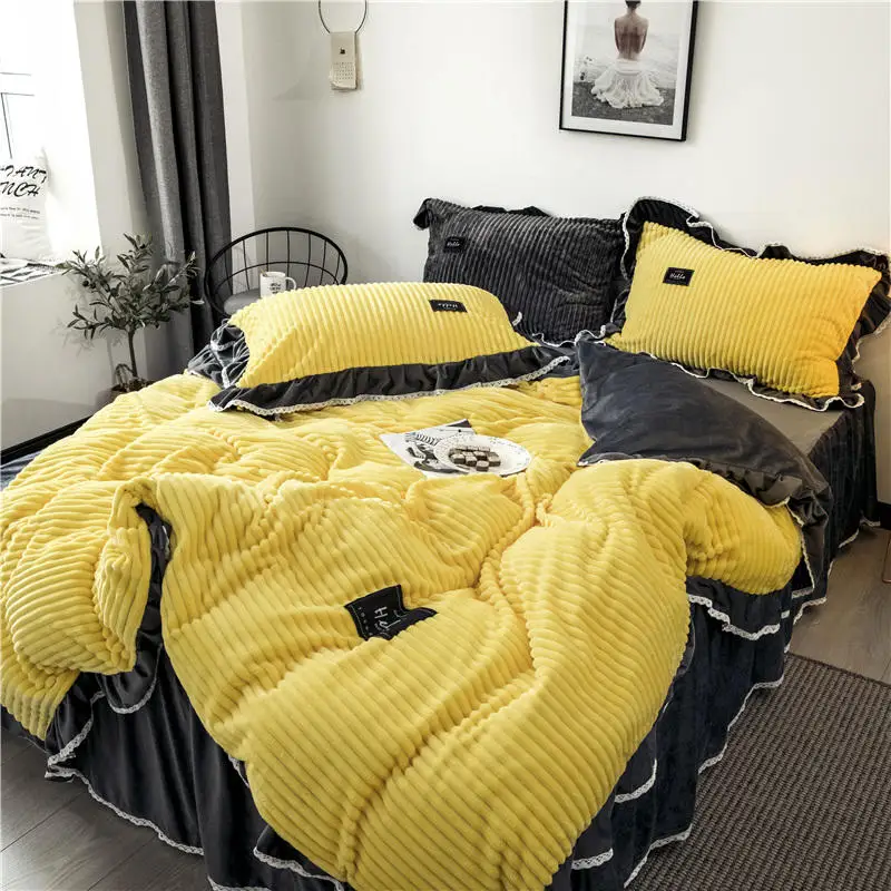 

Real Hot Luxury Velvet Fleece Bedding Sets 4pcs Stripe Duvet Cover Flat Fitted Sheet Winter Warm Bed King Flannel Linen Queen