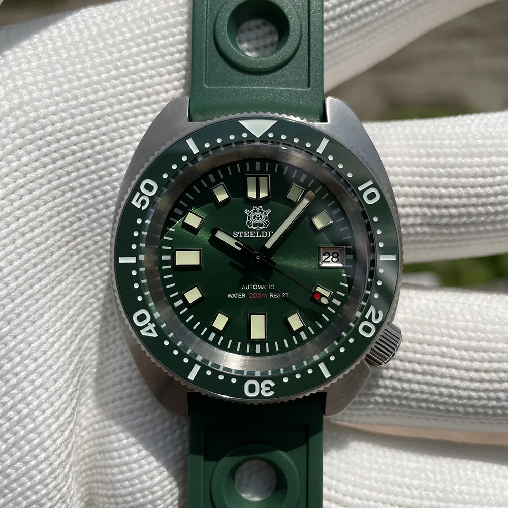 

STEELDIVE Design SD1977 New Style Abalone Dive Watches Japan NH35 Ceramic Bezel Super Swiss Luminous 200M Waterproof Men's Watch