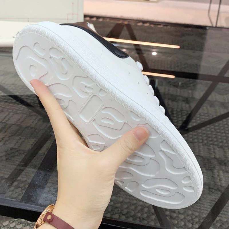 

2021new Britain starbags MCQ original color contrast lovers shoes the version sneaker Italian design fashion flat shoes with box