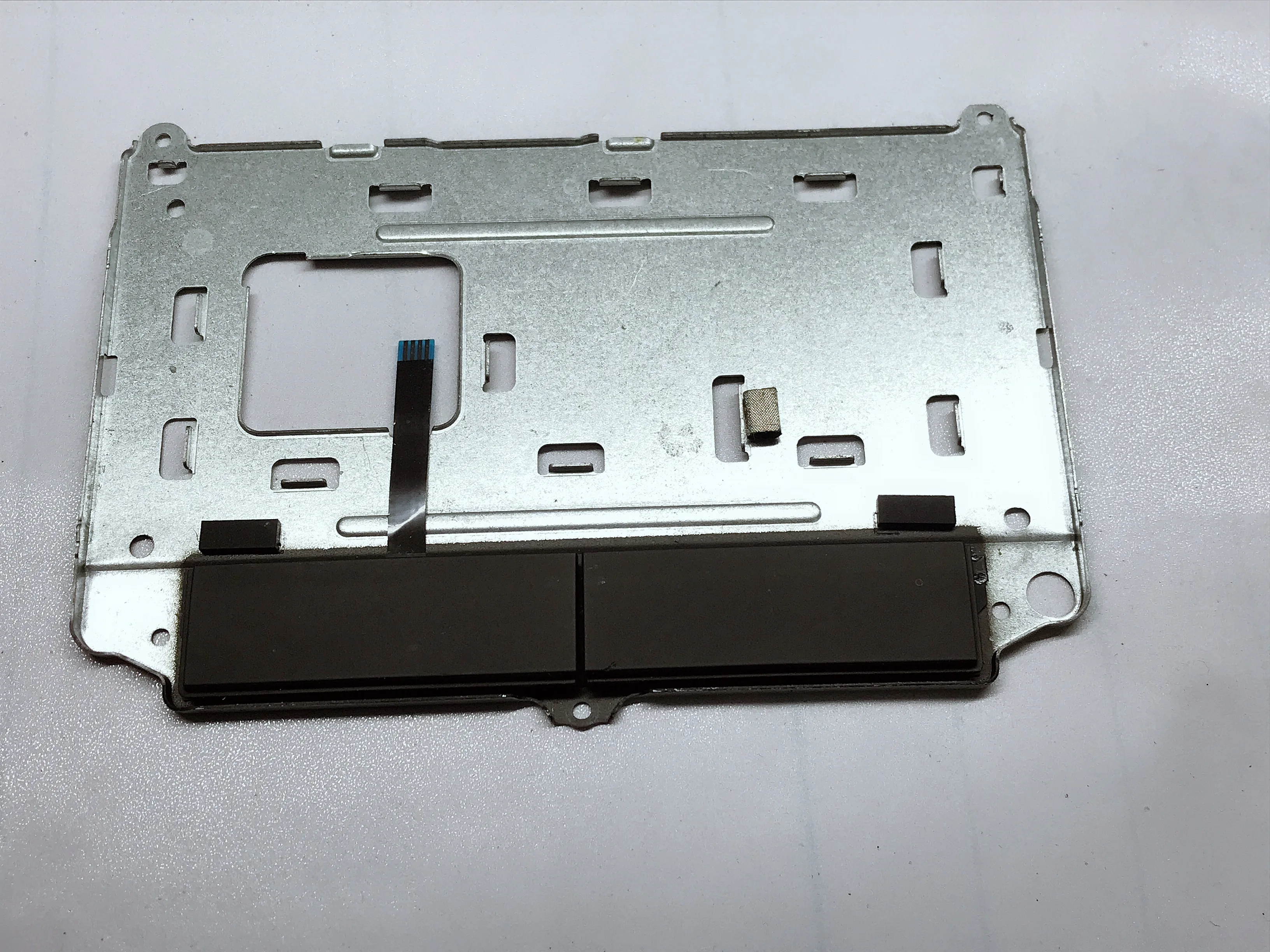 

Сенсорная панель для Dell ALIENWARE 15 R3 17 R4 R5, левая и правая кнопки 04GG2D 4GG2D