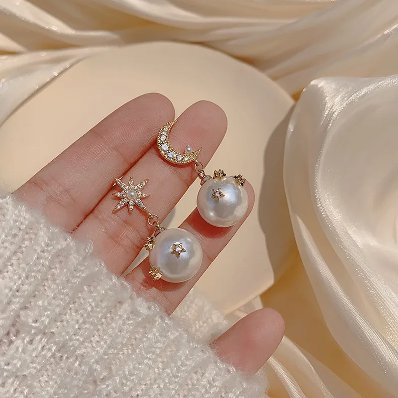 

Fashion Moon Star Pearl Rhinestone Earrings For Women Shine Geometric Piercing Earring Wedding Gifts Party Jewelry