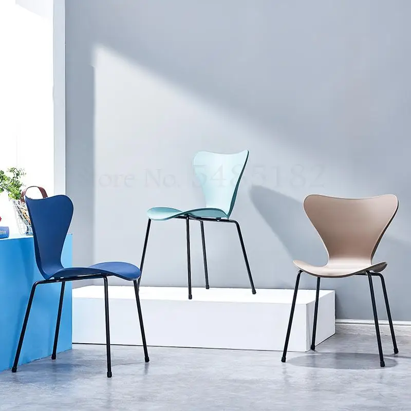 Скандинавский обеденный стул домашний простой современный пластиковый