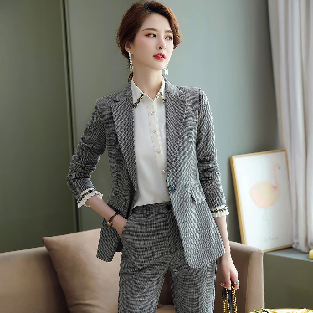 Деловой брючный костюм для женщин зелено серый классический блейзер офиса и