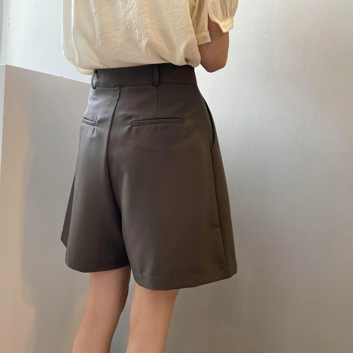 

Shorts Female 2021 Summer Newest Style Temperament Straight High Waist Loose Casual Wide-leg Pants 2021 Summer Woman Shorts
