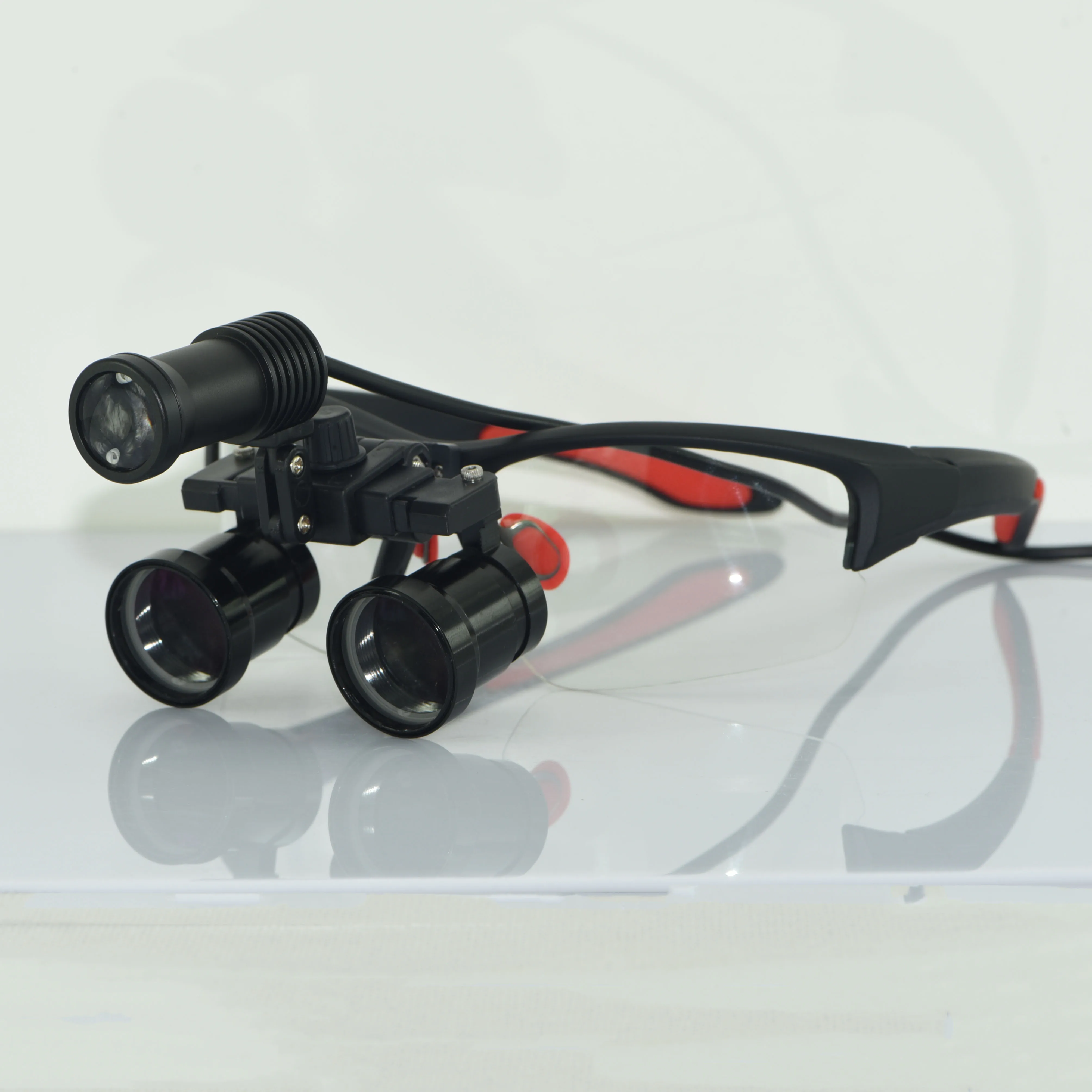 

Новое поступление, лупа от 2,5x до 3,5x, сменные светодиодсветодиодный стоматологические лупы