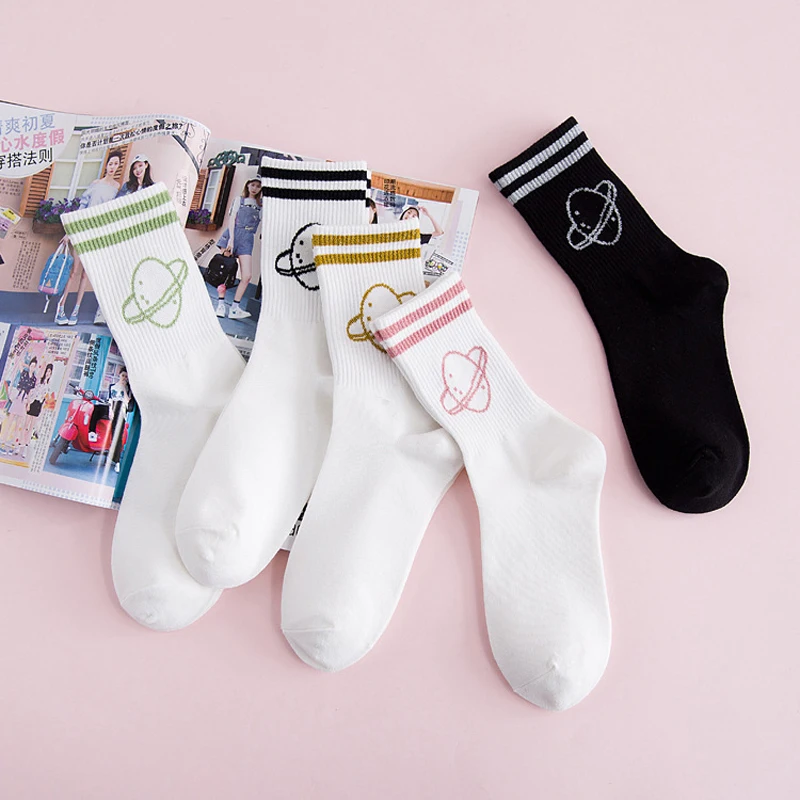 

Autumn Winter Letter Women Socks Cartoon Cute Cotton Girl Socks Long Letter Harajuku Socks Ladies with Letters Leave Me Alone