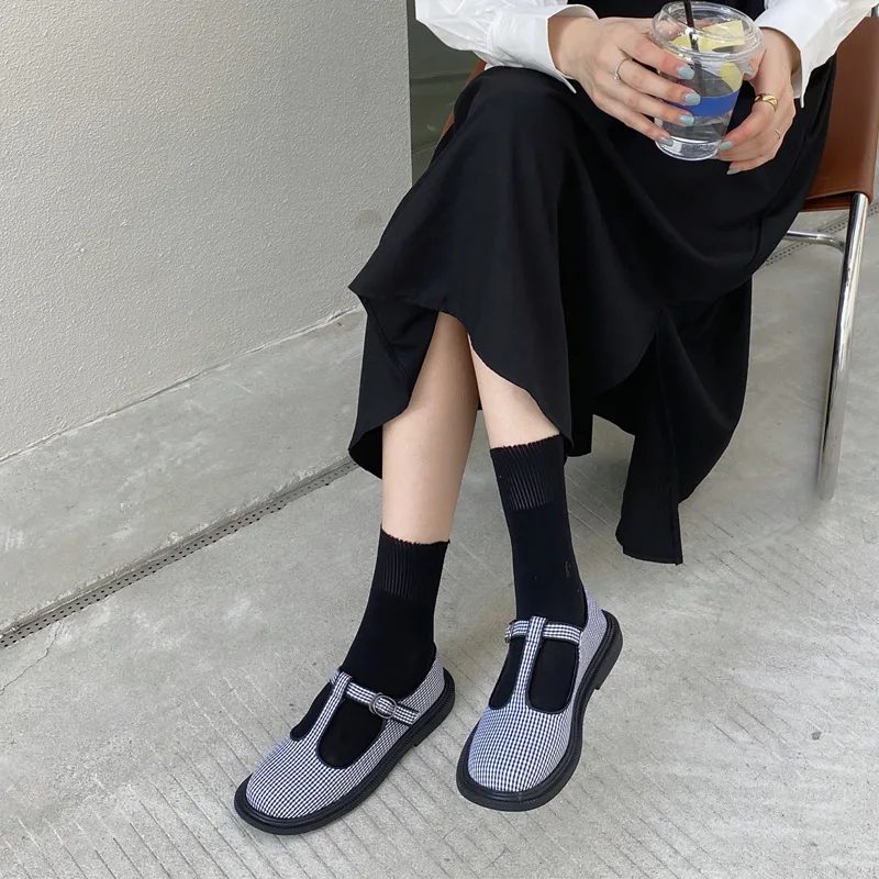 Koovan Women's Leather Shoes 2020 Vintage Mary Jane Women's Shoes Hollow Round Straight-Line Buckle Shoes Flats