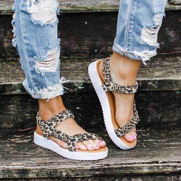 

Beige Heeled Sandals Flat Summer Shoes Woman Large Size Black Without 2021 Fashion Girls New Big Comfort Scandals Fretwork Basic