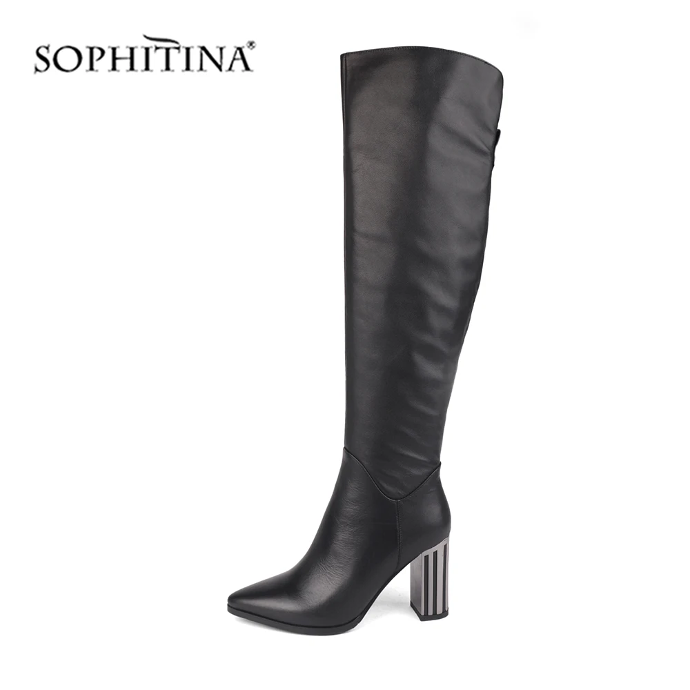 SOPHITINA/Модные сапоги женские на демисезон. Теплая обувь с остренным носком на красивом высоком каблуке. Пикантная обувь из натуральной кожи высокого качества, внутри ворсин. Модель застегивается молнией. SC230