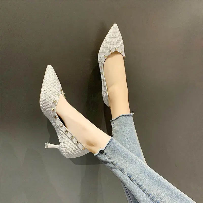 

VMTI 2021 Spring New Fashion Pointed Toe Stiletto Single Shoe Female Solid Color Woven Women Shoe Rivet Sexy Stiletto High Heels