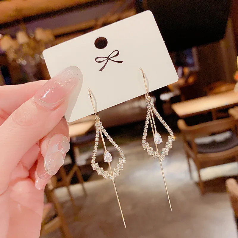 

Vintage Gold Color Bar Long Thread Tassel Drop Earrings for Women Glossy Arc Geometric Korean Earring Fashion Jewelry 2021 New