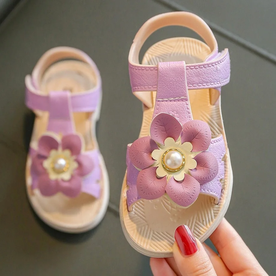

CAPSELLA KIDS 2021 Summer Fashion Pearl Beach Sandals Princess Shoes Children Girls Elegant Flower Sandals Size 26-36