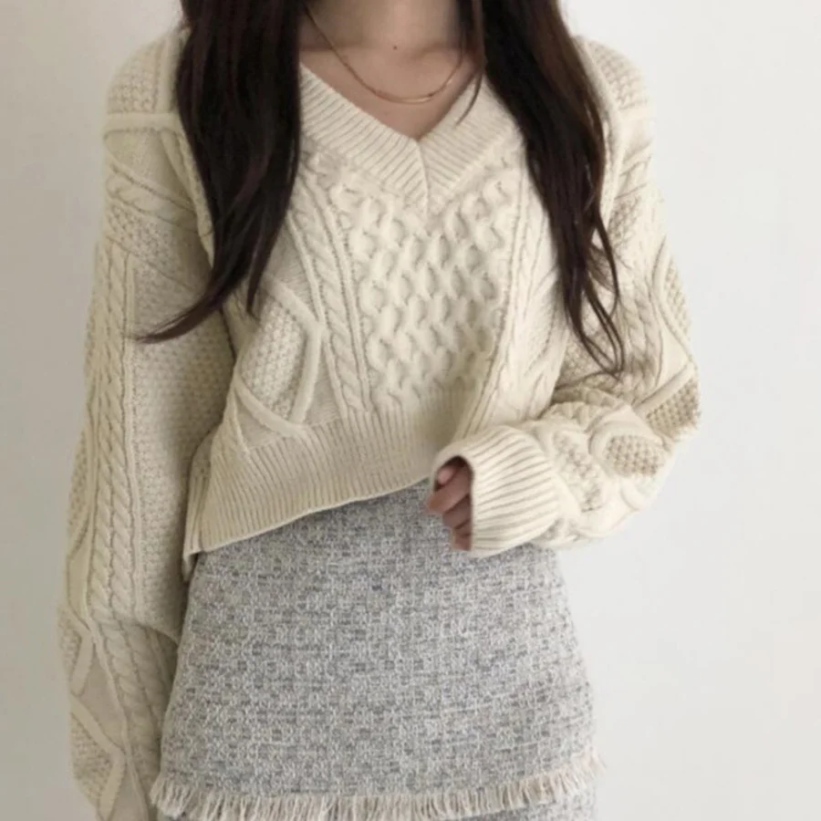 

Autumn and Winter Sweater Women Clothing Pullover V-neck Sexy Back Waistless Tie Knit Sweater Women Casual Loose Short Top