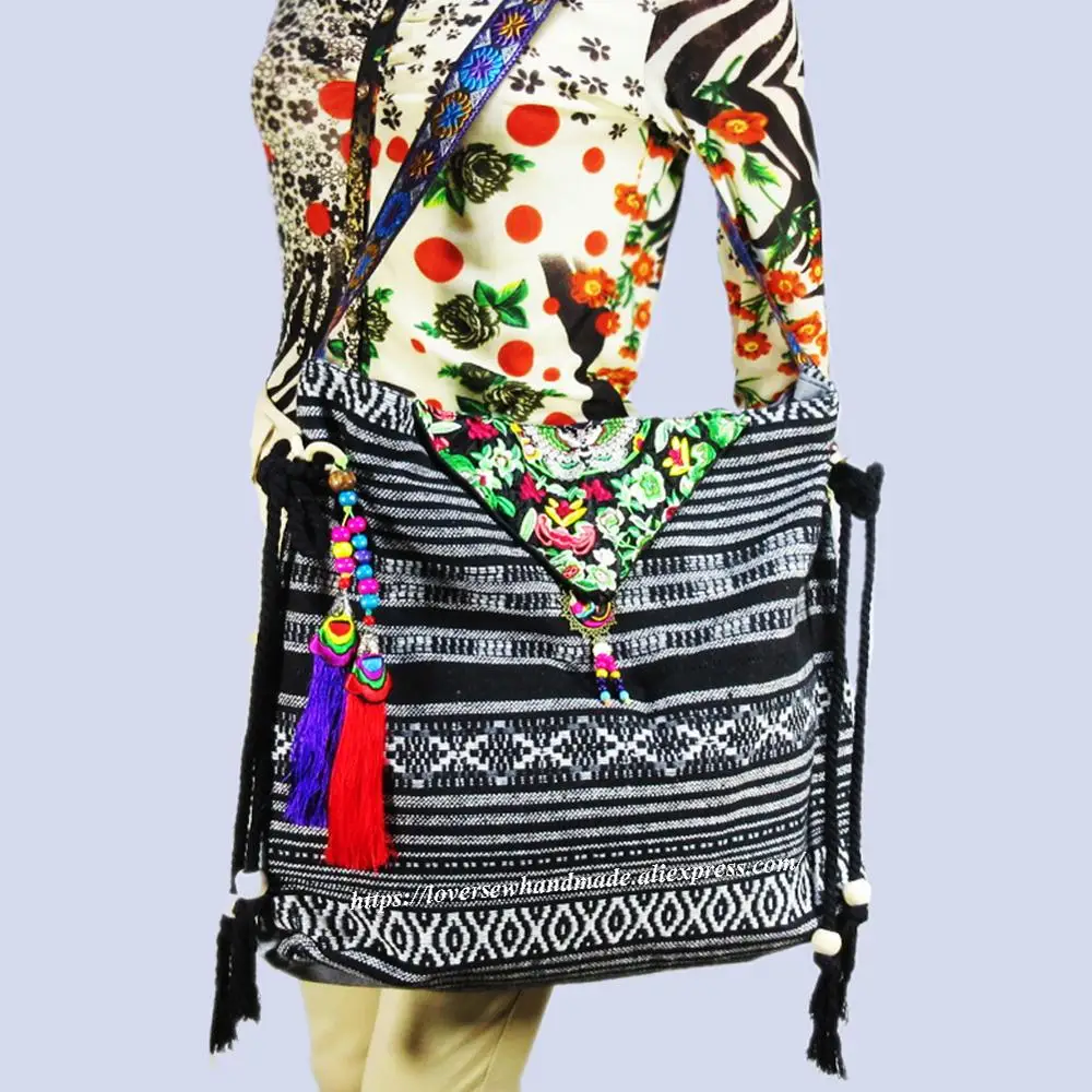 Free shipping fees Vintage Hmong Tribal Ethnic Thai Indian Boho shoulder bag message bag for women embroidery Tapestry SYS-573
