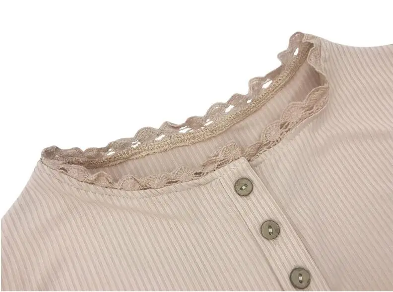 

Elegant Lace Patchwork Slim T-Shirt Women Summer O Neck Short Sleeve Top Solid Color Knitted Tee Shirt Female Button Casual Tops