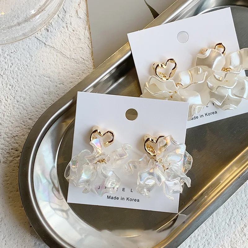 

New French Earings Fashion Jewelry 2021 Korea's Fairy Air Pearl Petal Stud Earrings Mori Three-dimensional Earrings For Women