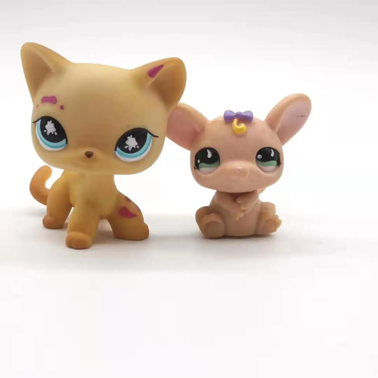 2 шт Редкие игрушки для домашних животных lps, стоящая короткая шерсть, фигурка кошки, котенок, щенок хаски, маленькая коллекция животных для подарка - Цвет: Зеленый