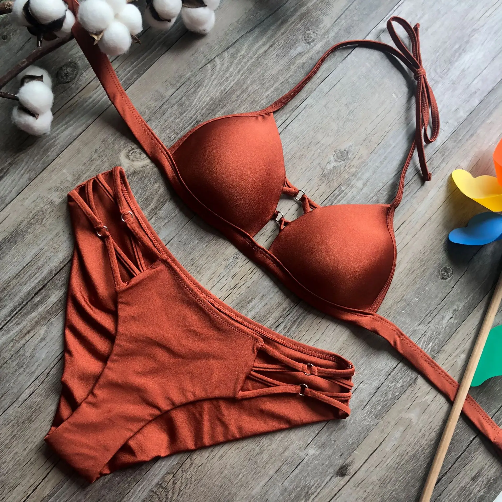 

Europe and the United States new halo dyed bikini sexy three-point, buckle women's swimsuit, 2021 fashion summer new