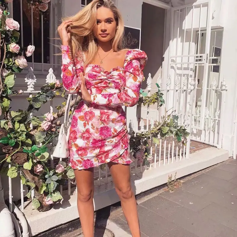 Женское повседневное мини-платье с цветочным принтом зимнее розовое винтажное