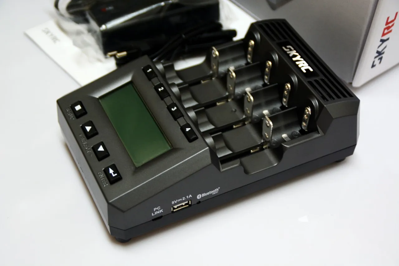 Зарядное устройство Skyrc MC3000 с Bluetooth и умным приложением управление через ПК