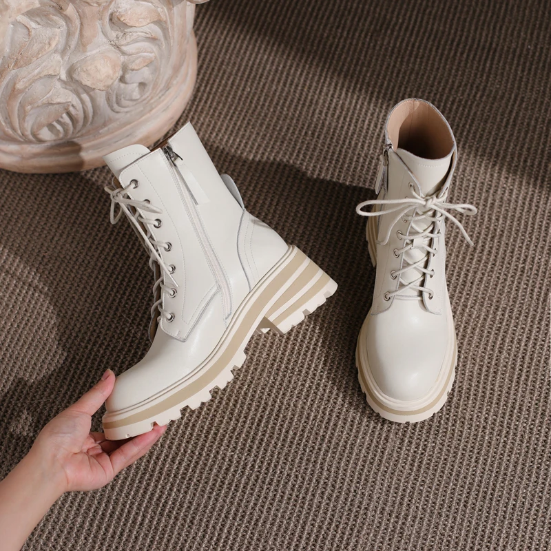 Online Sepatu Bot Wanita Musim Gugur 2021 Sepatu Bot Wanita Kulit Asli Gaya Inggris Baru Sepatu Bot Berenda Bersol Tebal Sepatu Platform Wanita