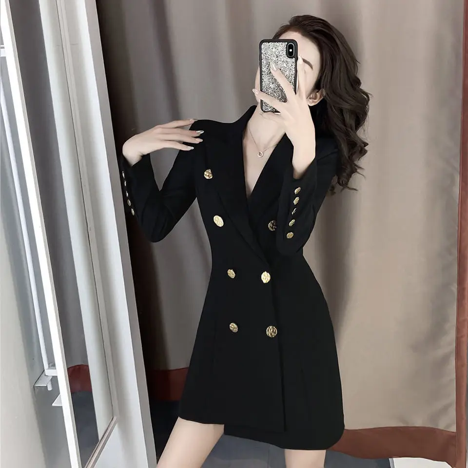 

New style and temperament of early autumn 2021 slim fitting black suit dress