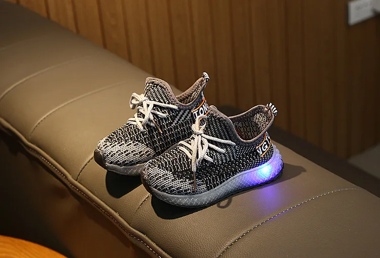 2019LED светящиеся кроссовки для детей от 1 до 5 лет, детская мягкая обувь, светящиеся кроссовки для мальчиков и девочек, модная спортивная обувь