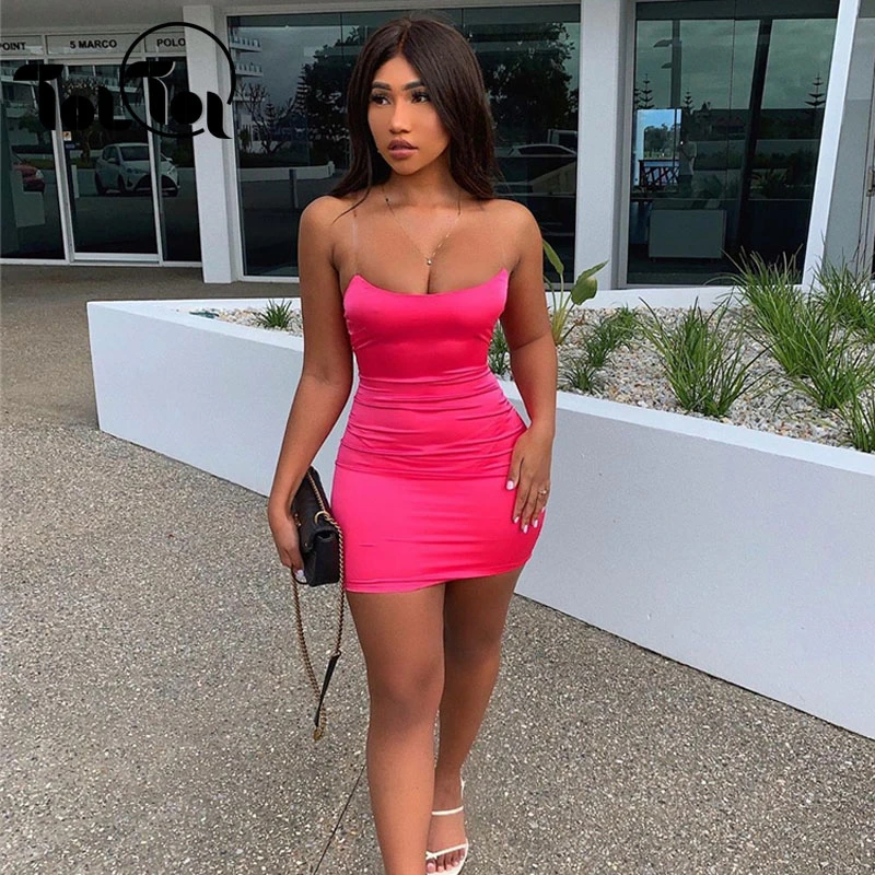 Стрейчевое атласное мини платье женское сексуальное облегающее на бретельках