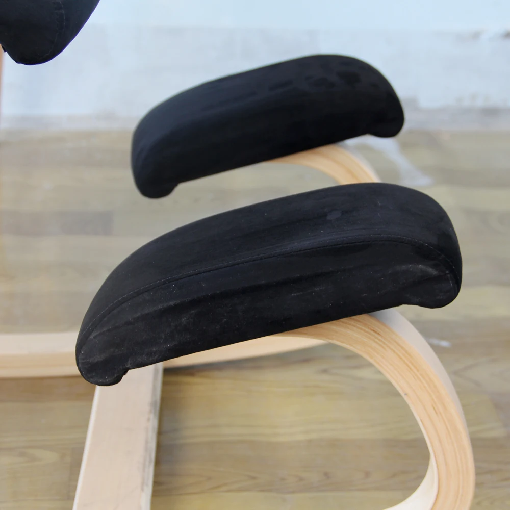 Кресло компьютерное правильной осанки антибликовое эргономичное на коленях