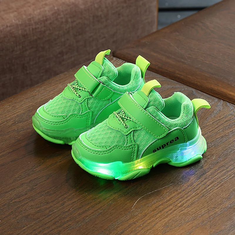 Детская обувь с подсветкой Chaussure Led Enfant Новая детская спортивная Дышащие