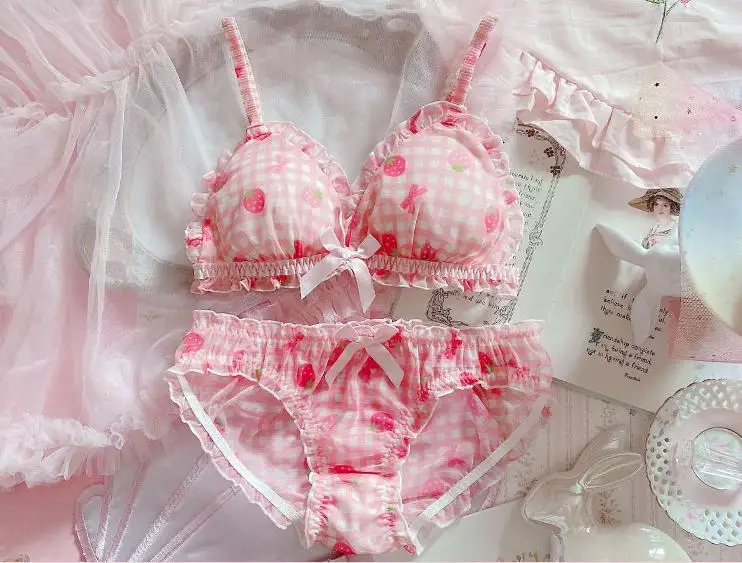 Комплект женского нижнего белья из бюстгальтера и трусиков шифона | Женская