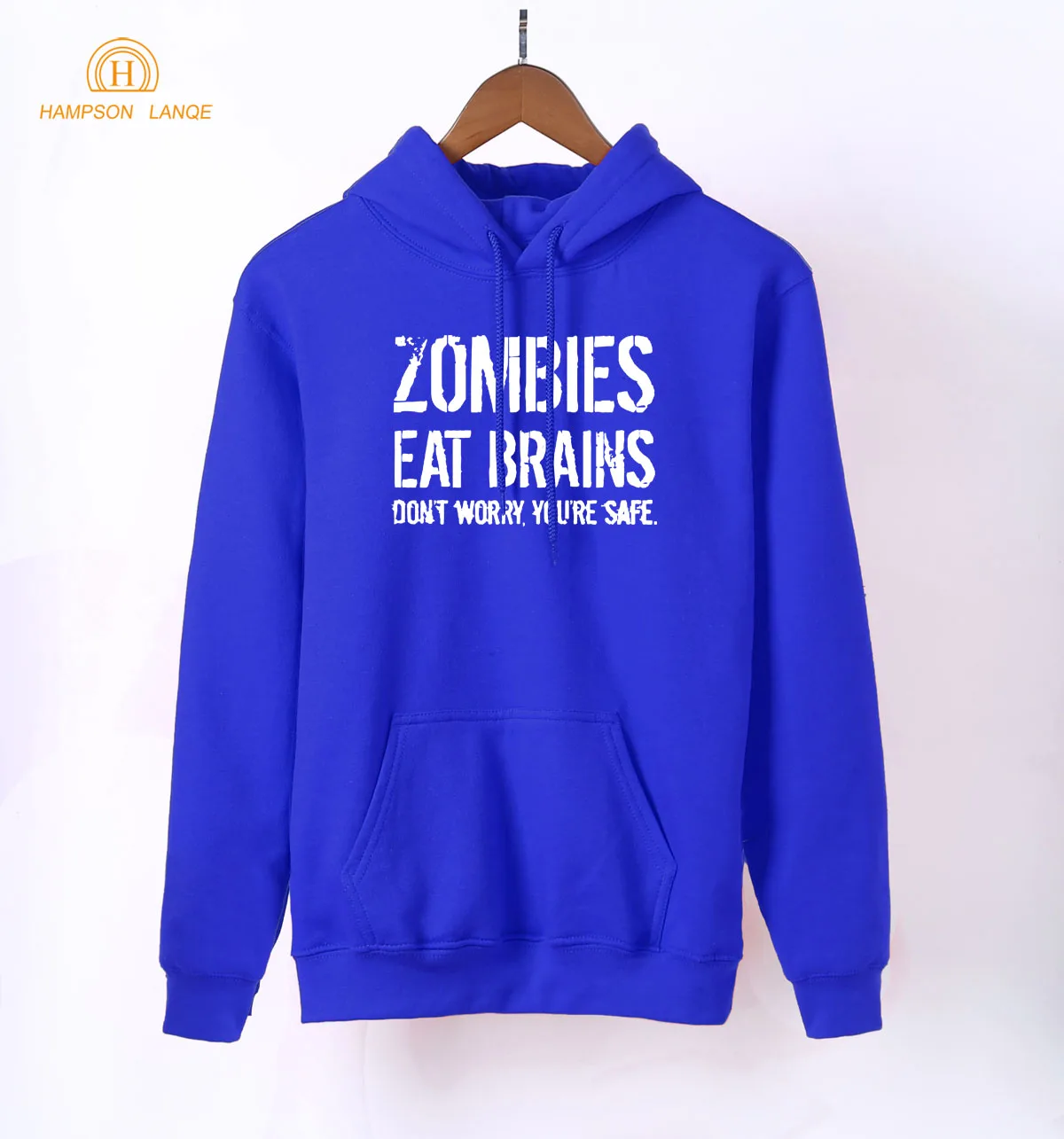 Забавная толстовка с надписью Zombies Eat Brains You're Safe весна 2020 розовый красный синий