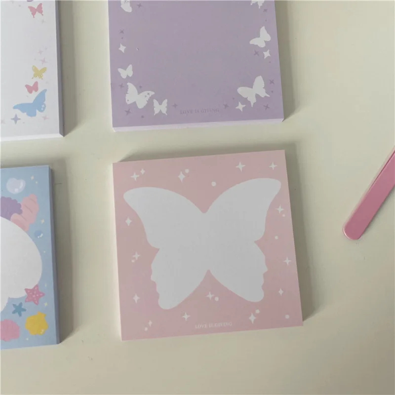 Дыхание весны небольшой свежий студент бабочка в виде ракушки записной книжкой