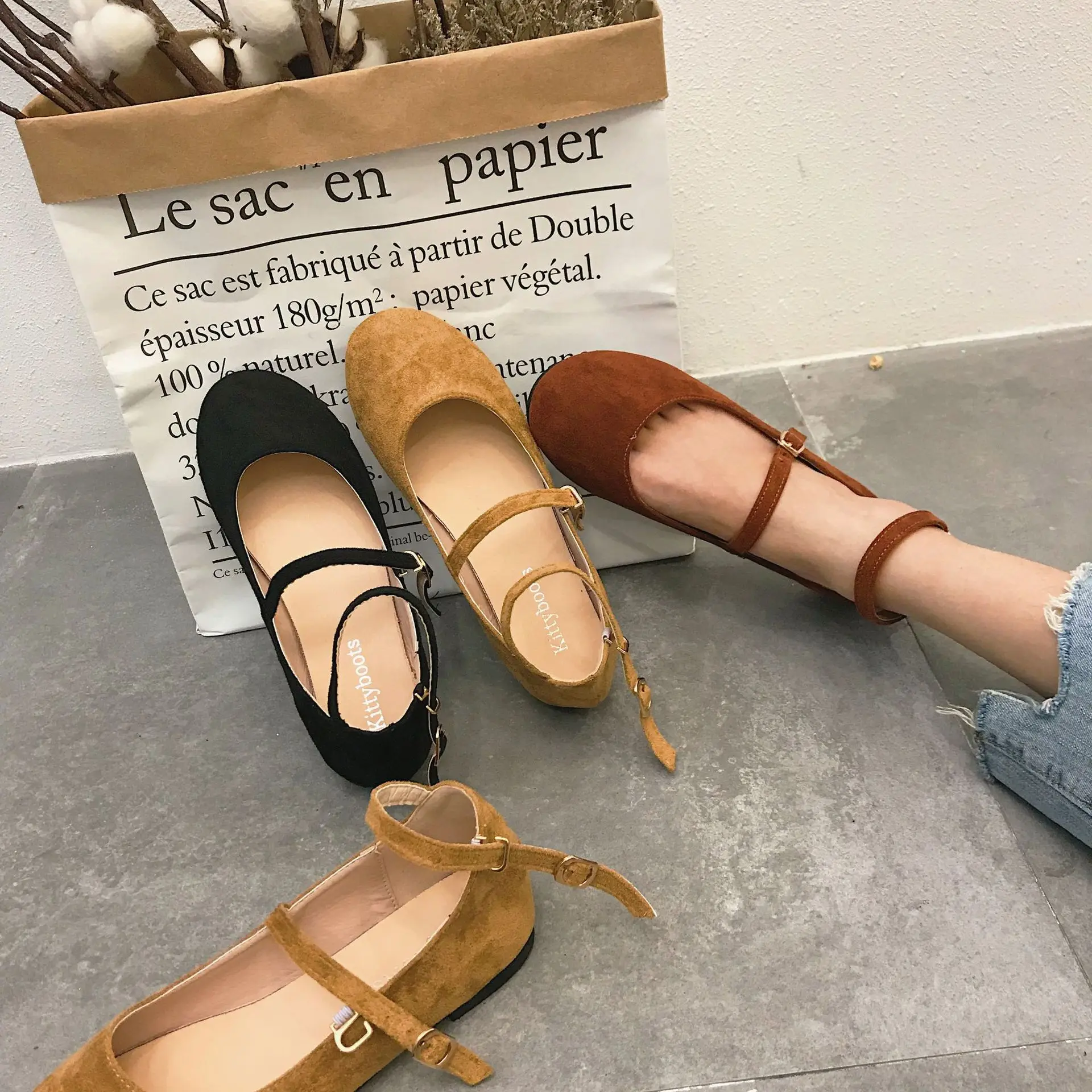 

Suede shallow mouth granny shoes women autumn soft sole texture bow ballet shoes flat bottom pointed lazy single shoes women