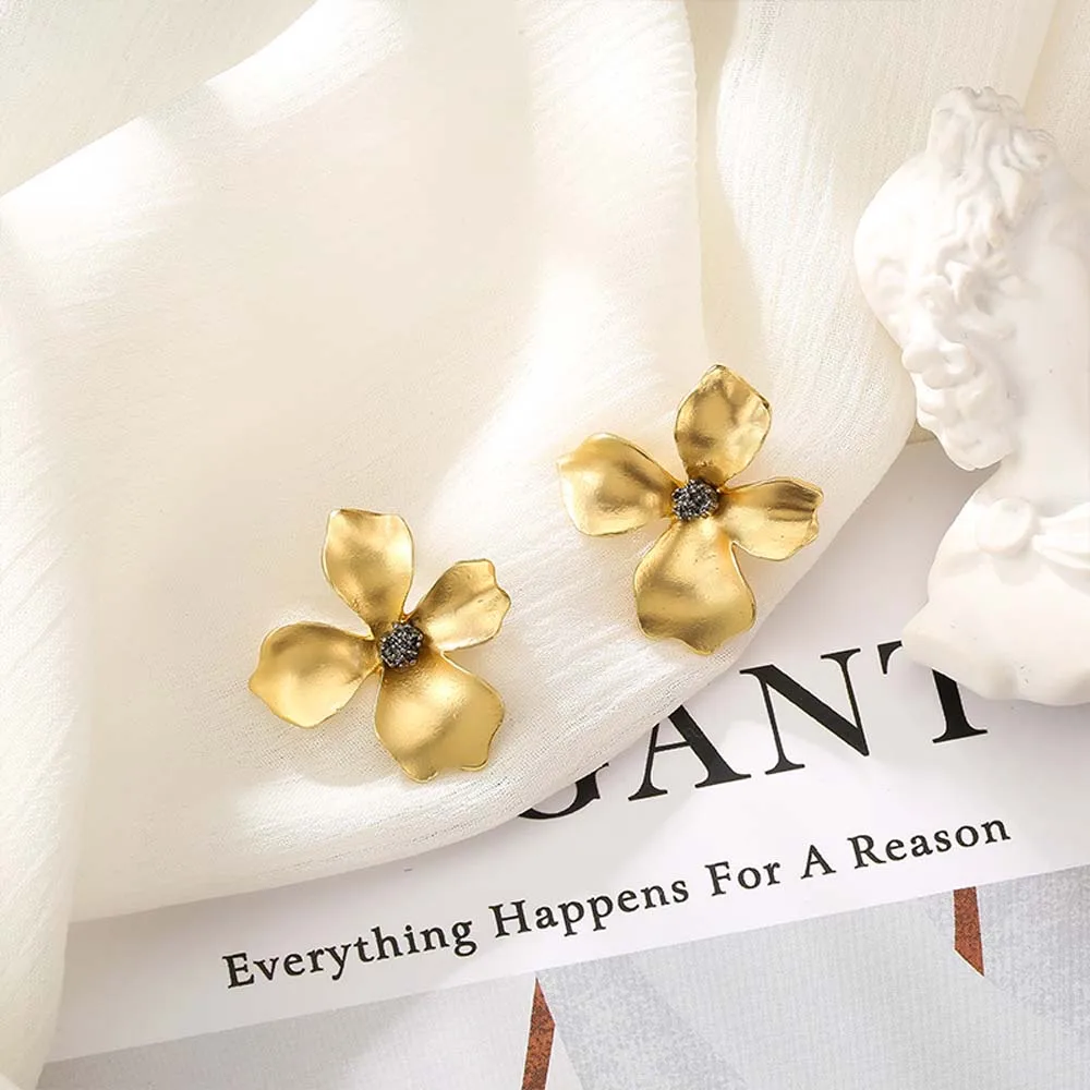 

Fashion Matte Metal Flower Earrings Female Temperament Simple New Elegant Earrings Girls Gift Party Accessories