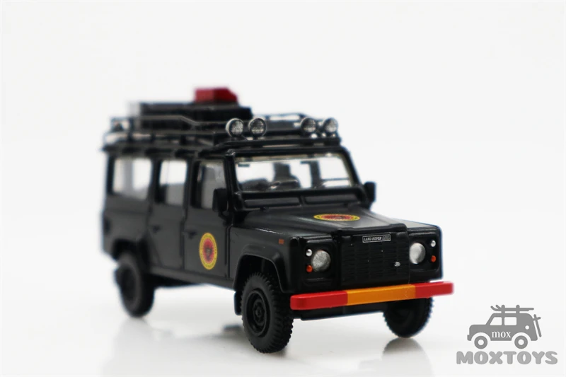Мини GT 1:64 Land Rover Defender 110 воробьющаяся машина отлитый под давлением | Игрушки и