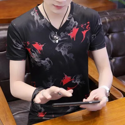 

T-shirt men's short-sleeved embroidery 2019 spring and summer new round neck fashion