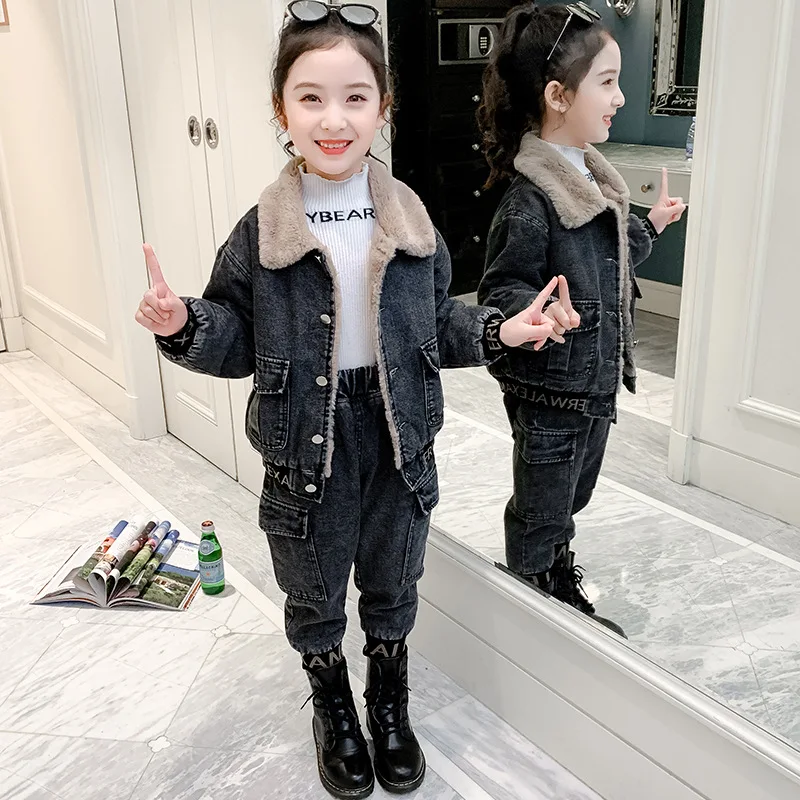 

Костюмы для девочек, пальто и штаны, зимняя теплая джинсовая куртка, хлопковая верхняя одежда для подростков, спортивные костюмы, детская од...