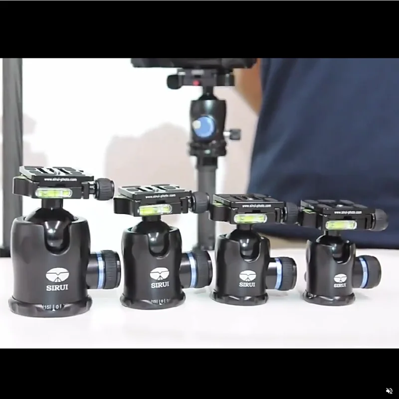 Штатив с быстросъемной шаровой головкой |