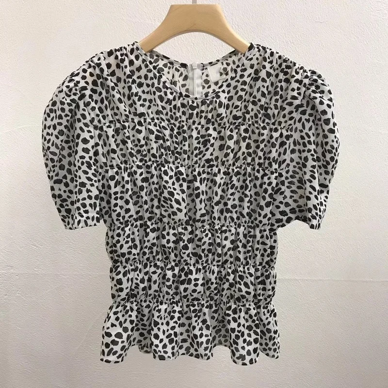 

Fashion Puff Short Sleeve Leopard Blouse Women Shirts Summer New Slim Waist Woman Tops 2021 Chic Folds Design Blusas Mujer