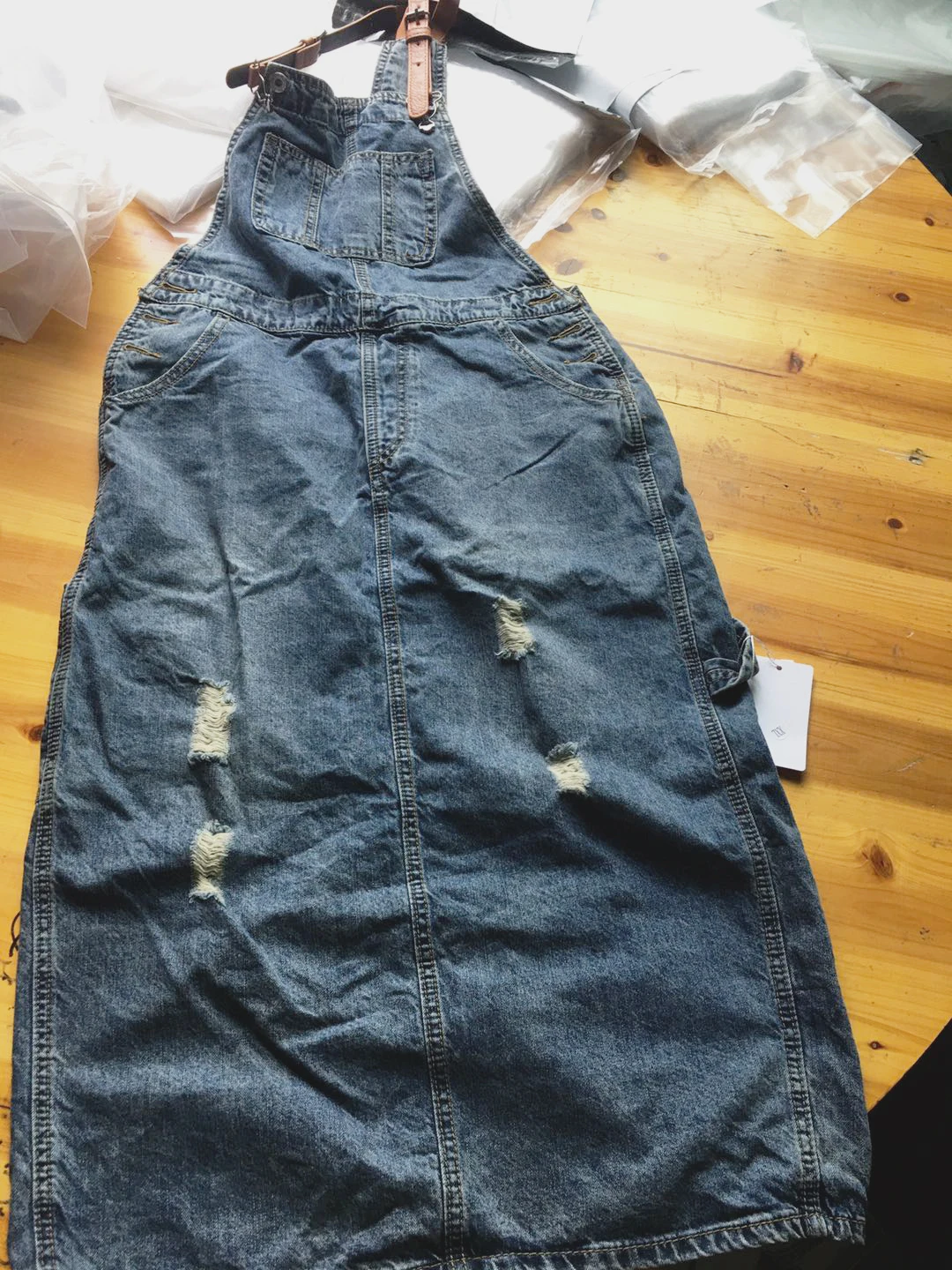

Women Loose Denim Dress Ladies Bleached Holes Denim Dress Female Spaghetti Strap Ripped Vintage Denim Dresses