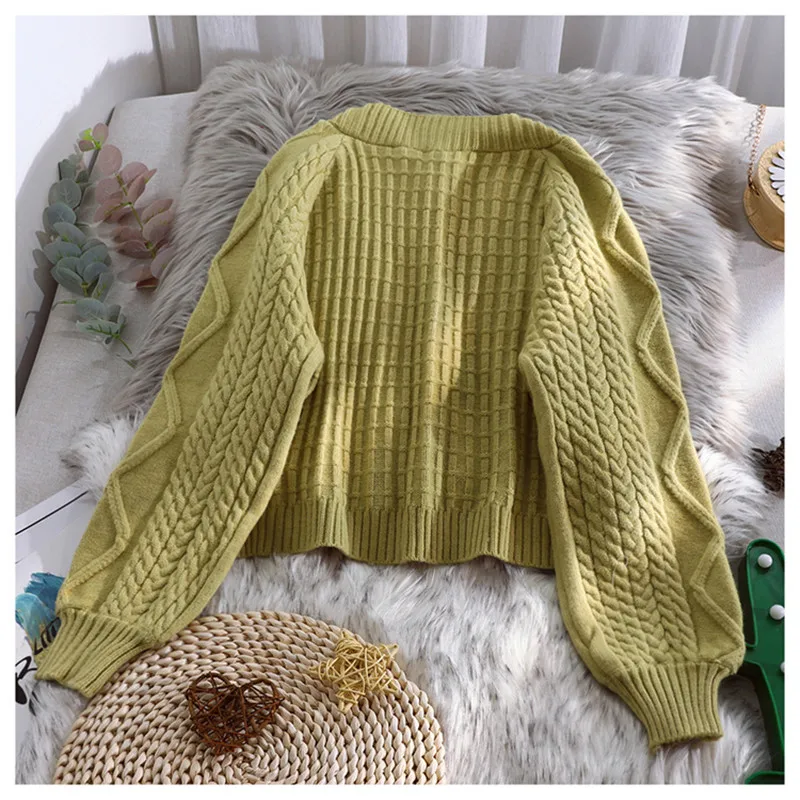 

2020Women Autumn Winter Cardigan New Female Keep warm sweater Casual Tops Loose Sweater Ladies Sweater Women's sweater A356