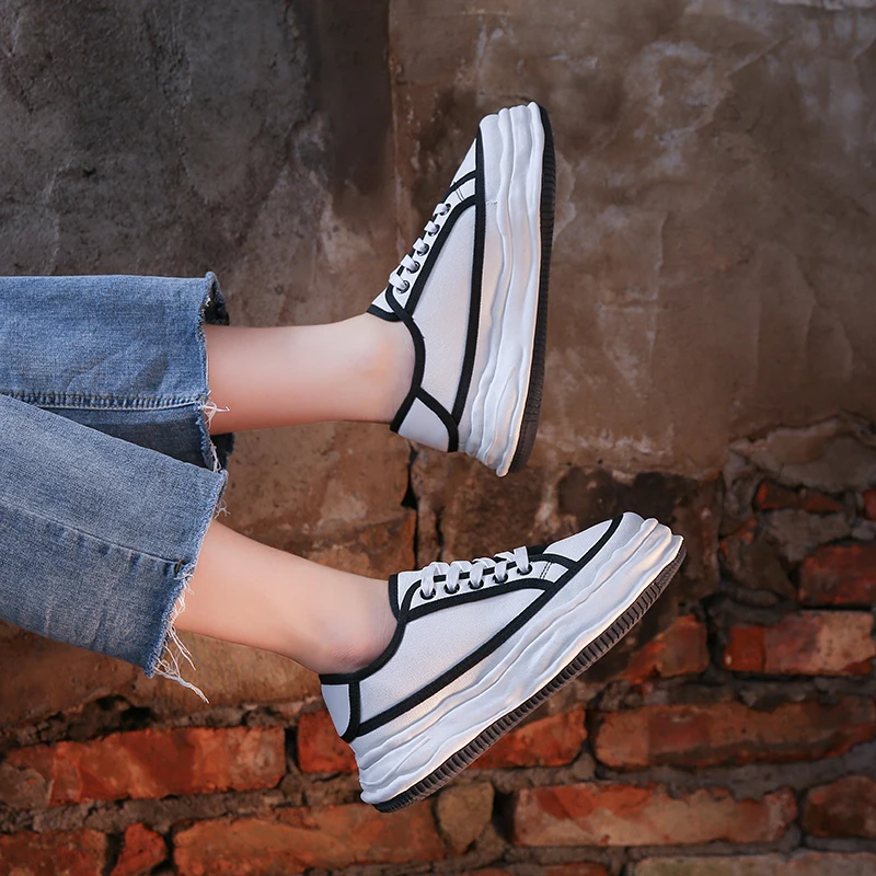 

Fashion dissolving bottom small white shoes 2021 autumn new thick bottom muffin running shoes student breathable casual shoes