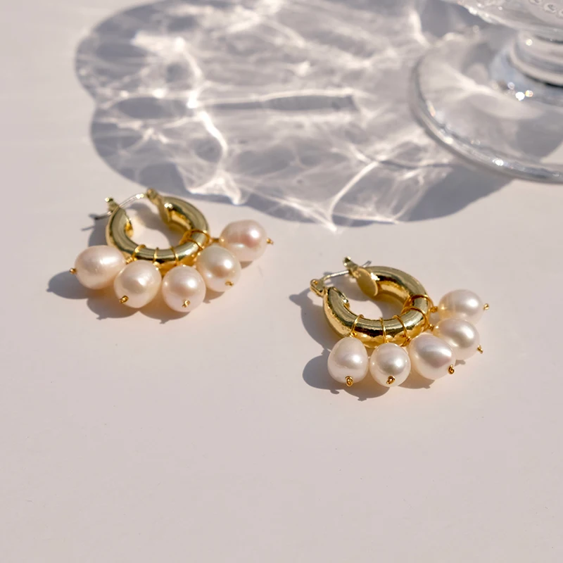 

Brass With 18K Gold Natural Real Pearl Fan Drop Earrings Women Jewelry Punk Party Sweety Gown Runway Boho Korean Japan