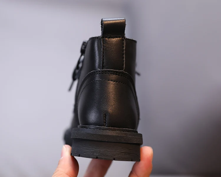 Детская обувь Сезон осень Новинка 2020 года Дышащие ботинки Martin из натуральной