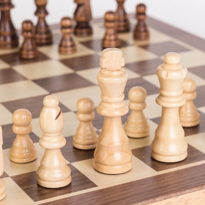 

Foreign Trade Explosions Chess Wooden Puzzles Chess Chess Pieces with Magnetic Chess 400mm, 300mm