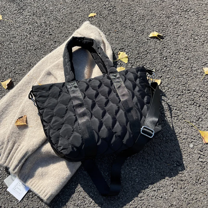 

High Capacity Big Quilted Nylon Tote for Women 2021 Hit Winter Ladies Shoulder Bags Shopper Top Handle Handbag Travel Purses
