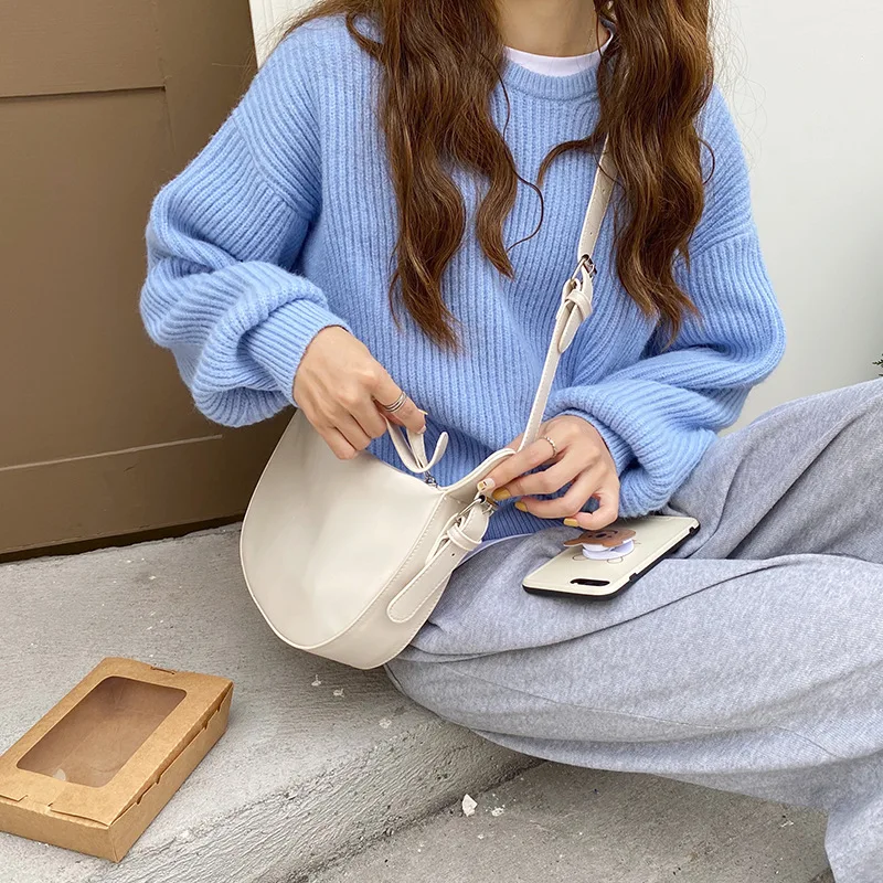 

New All-match Soft Leather Wideband Saddle Bag Large-capacity Dumpling Bag Female Messenger Large Shoulder Crossbody Bag