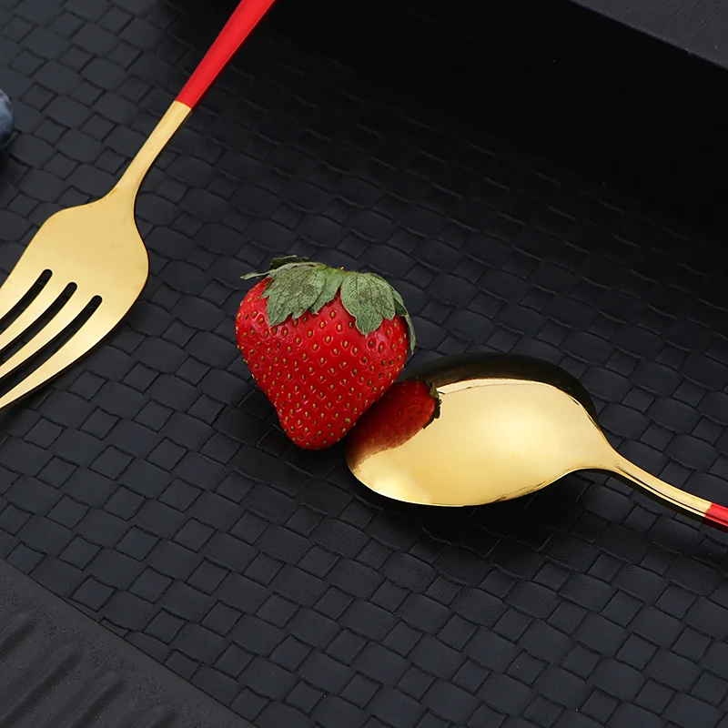 

24pcs Black Gold Dinnerware Set Mirror Stainless Steel Tableware Set Knife Fork Spoon Flatware Set Dishwasher Safe Cutlery Set